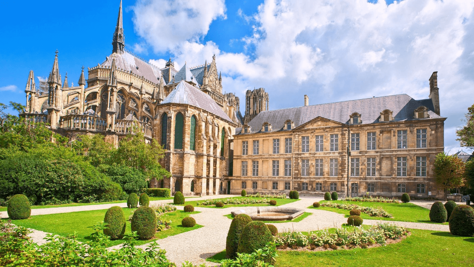 Hôtel à Reims